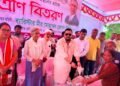 বান্দরবানে বন্যাদুর্গতদের মাঝে বিএনপির ত্রাণ বিতরণ