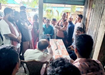 নেত্রকোণা কলমাকান্দায় মাদকসহ আটক ৪