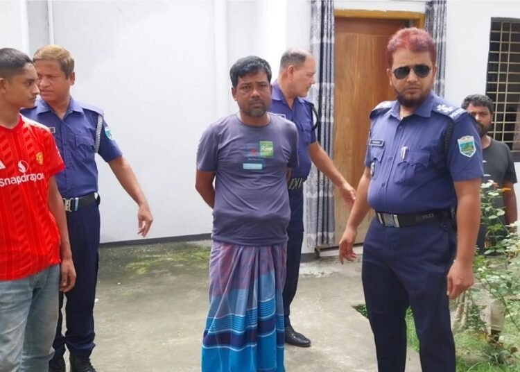 জয়পুরহাটে অণ্ডকোষ রশি দিয়ে বেঁধে নির্যাতন করে হত্যা, গ্রেপ্তার ১