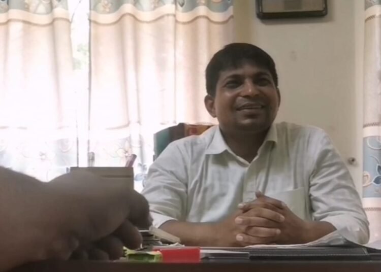আটা বরাদ্দ কেলেঙ্কারি কালাইয়ের তিন খাদ্য কর্মকর্তা সাময়িক বরখাস্ত