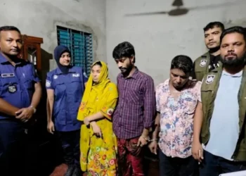 Three people, including a couple, detained with 105 Yaba pills in Dimla.