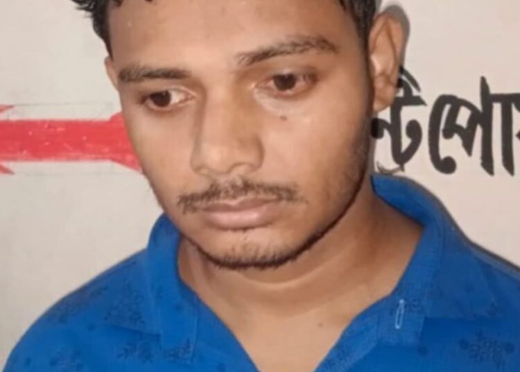 চাঁদাবাজি মামলায় গ্রেফতার মঠবাড়িয়া উপজেলা ছাত্রদল নেতা ইলিয়াস দল থেকে বহিষ্কার