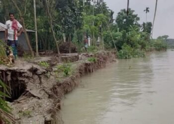 Muladi devastated by erosion from the Arial Khan and Jayanti rivers; thousands of families at risk.