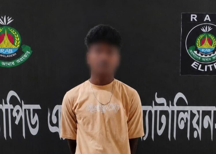 বেড়াতে নিয়ে মামাতো বোনকে ধর্ষণ, ফুফাতো ভাই গ্রেপ্তার