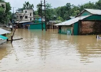 দুই নদীর পানি বিপৎসীমার ওপরে, ১৪ জেলায় বন্যার আশঙ্কা