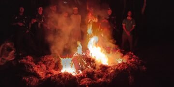 কারেন্ট জাল জব্দ, ব্যবসায়ীকে জরিমানা