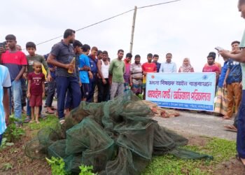 পাটগ্রামে ফিক্সড ইঞ্জিন ও চায়না জাল জব্দ