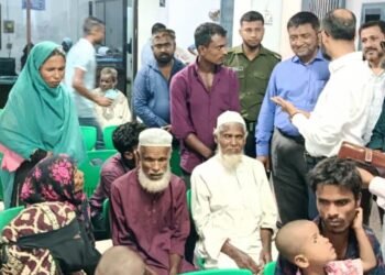 মৌলভীবাজারে ১১ দৃষ্টিপ্রতিবন্ধীর চিকিৎসার দায়িত্ব নিল জেলা প্রশাসন