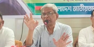 ঠাকুরগাঁও জেলা বিএনপির দলীয় কার্যালয়ে আয়োজিত দলটির এক বর্ধিত সভায় প্রধান অতিথির বক্তব্য দেন বিএনপি মহাসচিব এবং স্থানীয় সরকার, পল্লী উন্নয়ন ও সমবায় মন্ত্রী মির্জা ফখরুল ইসলাম আলমগীর