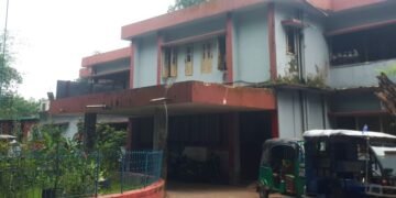 জনবল সংকট ও চরম অব্যবস্থাপনায় শ্রীমঙ্গল হাসপাতাল