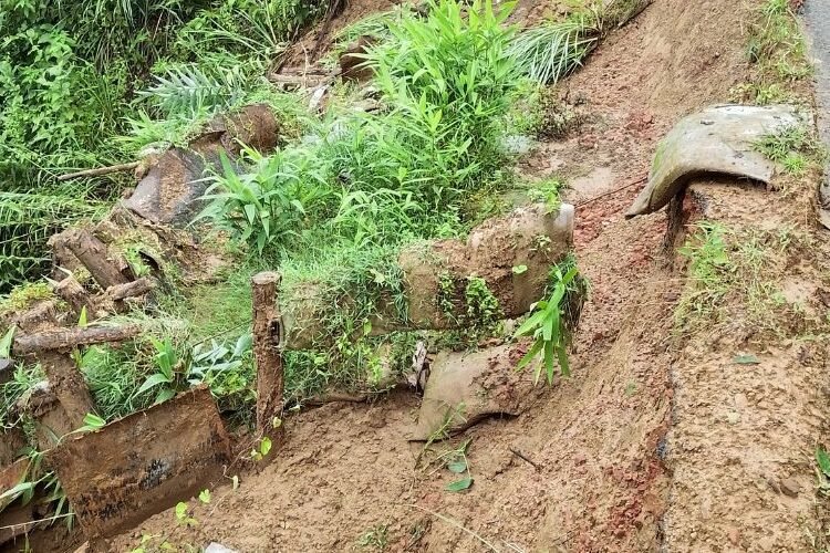 https://bangla.fm/high-risk-of-landslides-in-bandarban-high-alert-issued-for-three-upazilas/