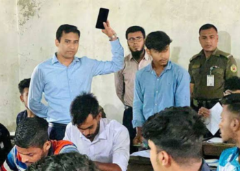 রাজবাড়ীতে এইচএসসি পরীক্ষায় নকলের অভিযোগে ৩ পরীক্ষার্থী বহিষ্কার