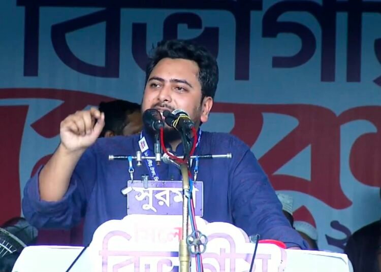 ভারতের আন্দোলনরত ছাত্র তরুণদেরকে অভিনন্দন জানাচ্ছি: নাহিদ ইসলাম