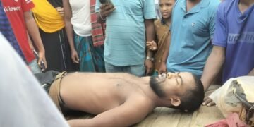 উজিরপুরে শাপলা বিলে নৌকা থেকে পড়ে পর্যটকের মৃত্যু