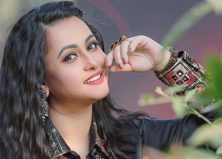 কেন খলনায়িকা হতে চান পূর্নিমা?