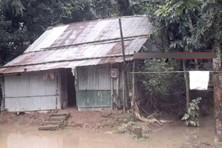 বন্যায় মৌলভীবাজারে ক্ষতিগ্রস্ত প্রায় ৪ হাজার ঘর