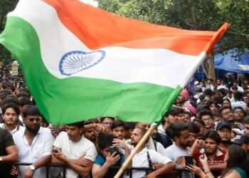 আন্দোলন প্রত্যাহার করল ককরোচ জনতা পার্টি