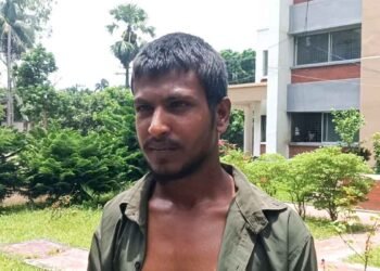 নড়াইলে স্বামীর পুরুষাঙ্গ কাটার অভিযোগে স্ত্রী আটক