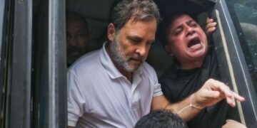 মুক্তি পেয়েই শিক্ষা সংস্কারের বার্তা রাহুল-প্রিয়াঙ্কার