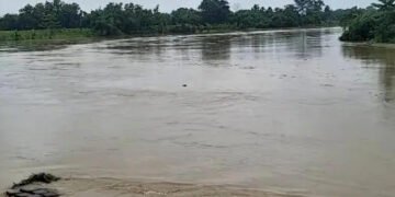 অতিবৃষ্টিতে মৌলভীবাজারের নদ-নদীতে পানি বৃদ্ধি,বন্যার শঙ্কা