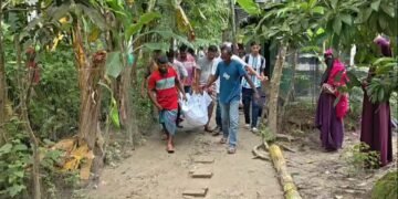 চিরকুট লিখে বিষপানে স্বামী-স্ত্রীর মৃত্যু, তদন্তে পুলিশ