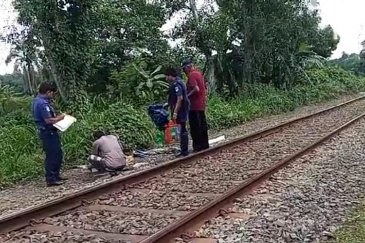 চুয়াডাঙ্গায় রেললাইনের পাশে এক অজ্ঞাত নারীর লাশ উদ্ধার 