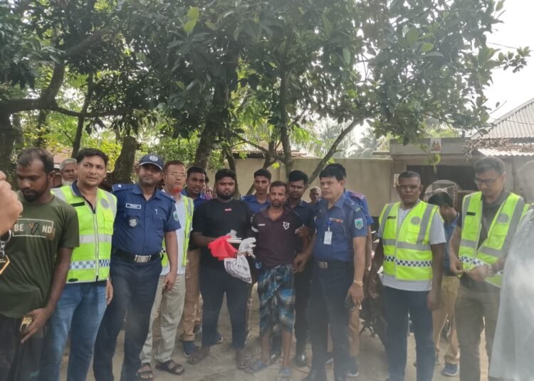 জয়পুরহাটে গাঁজা ও ট্যাপেন্টাডলসহ গ্রেফতার ৩