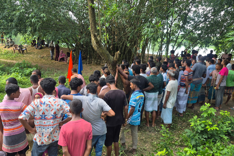 দিনাজপুরে সীমান্তে ৯ নারীকে পুশ-ইনের চেষ্টা, বিজিবির বাধায় ব্যর্থ বিএসএফ