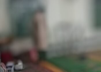 নীলফামারীতে মসজিদ থেকে মুয়াজ্জিনের ঝুলন্ত লাশ উদ্ধার
