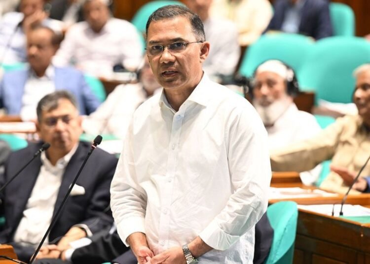 প্রাথমিক শিক্ষকদের ধাপে ধাপে বেতন বাড়ানো হবে: প্রধানমন্ত্রী
