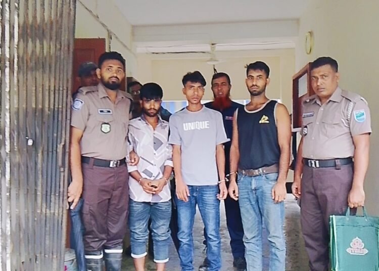 ফরিদপুরে ইয়াবা সেবনের অভিযোগে তিন যুবক আদালতে প্রেরণ