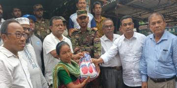 বন্যায় ক্ষতিগ্রস্ত ২৫০ পরিবারের সহায়তায় মাটিরাঙ্গা সেনা জোন