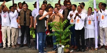 বরিশালে থেকে দেশব্যাপী সবুজায়ন কর্মসূচির সূচনা