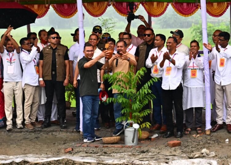 বরিশালে থেকে দেশব্যাপী সবুজায়ন কর্মসূচির সূচনা