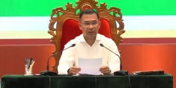 বেতনের ১০ শতাংশ সরকারি কোষাগারে ফেরত দিচ্ছেন প্রধানমন্ত্রী