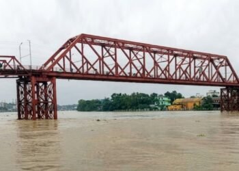সিলেটে বিপৎসীমা ছাড়িয়েছে সুরমা-কুশিয়ারার পানি