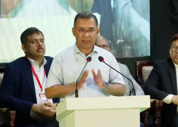 ২৫ হাজার ধাত্রী ও এক লাখ স্বাস্থ্যকর্মী নিয়োগ করা হবে: প্রধানমন্ত্রী