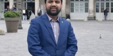 স্বর্ণপদক পেলেন কবি এম. আব্দুল কাইয়ুম