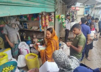 ঝালকাঠিতে ভোক্তা অধিকারের অভিযান, ৫ প্রতিষ্ঠানকে জরিমানা