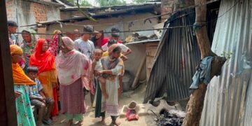 দিনাজপুর বিরলে সাবেক স্ত্রীকে পেট্রোল ঢেলে পুড়িয়ে হত্যা, আটক সাবেক স্বামী