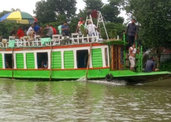টাঙ্গুয়ার হাওরের পরিবেশ রক্ষায়
ডিসির"গণ-বিজ্ঞপ্তি"করতে হবে নিবন্ধন