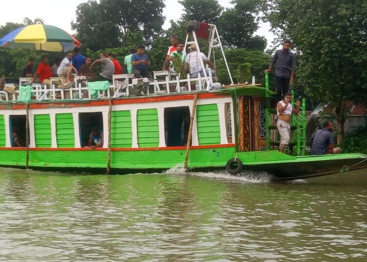 টাঙ্গুয়ার হাওরের পরিবেশ রক্ষায়
ডিসির"গণ-বিজ্ঞপ্তি"করতে হবে নিবন্ধন