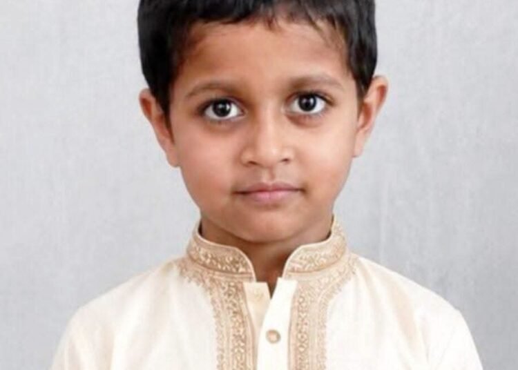 লাকসামে সিএনজি-মোটরসাইকেল সংঘর্ষে শিশুর মৃত্যু, মা আইসিইউতে